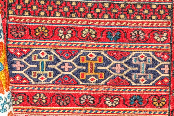 Handgewebte Teppiche Und Wandteppiche Alte Teppiche Auf Einem Türkischen Basar — Stockfoto