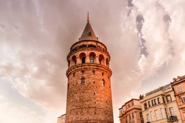 Görünümdür Galata Tower(Turkish: Galata Kulesi) (Galata Kulesih) günümüzdekine yapıya üzerinde bir ortaçağ ünlü dönüm noktası taş kule mimari, Beyoğlu, Istanbul.Istanbul/Turkey-Şubat 18,2017