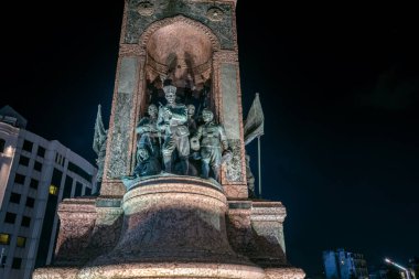 Nisan 2018 kare Taksim Cumhuriyet Anıtı, Istanbul,Turkey.29 popüler bir hedef ayrıntılı görünümünü kapat