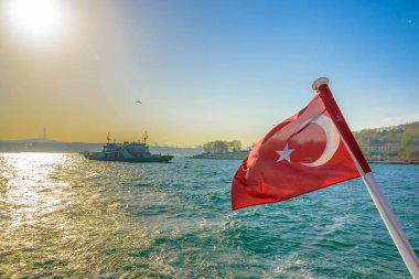 Deniz yolculuğu İstanbul feribot teknede boğaz kanala. Türk vapur yolculuğu. Istanbul, Türkiye, 20 Nisan 2017