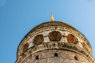 Galata Tower(Turkish: Galata Kulesi) görünümünü İsa Kulesi cenovalılar tarafından ünlü Ortaçağ Simgesel Yapı Mimarlık, Istanbul, Türkiye, Şubat 18,2017.Copy alanı düzenlemek için aradı.