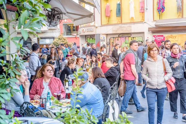 불명된 사람들 Nearf 갈라타 갈라타 Karakoy 이스탄불 2018 — 스톡 사진