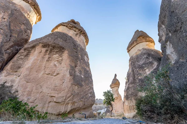 Chaminés Contos Fadas Capadócia Fundo Céu Azul Turquia Grande Atração — Fotografia de Stock