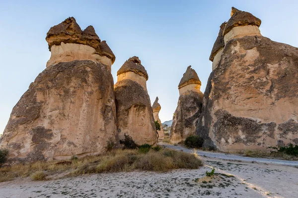 Kapadokya Peri Masalı Bacalar Kapadokya Nın Sıcak Hava Balonları Ile — Stok fotoğraf