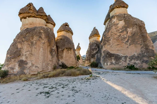 Kapadokya Peri Masalı Bacalar Kapadokya Nın Sıcak Hava Balonları Ile — Stok fotoğraf