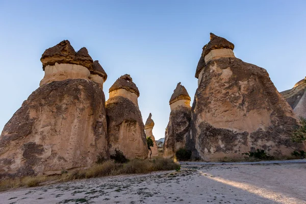 Kapadokya Peri Masalı Bacalar Kapadokya Nın Sıcak Hava Balonları Ile — Stok fotoğraf