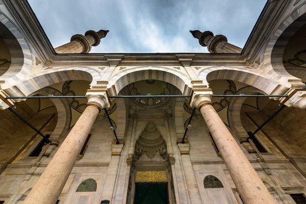 Зовнішній Вигляд Оздоблений Osmaniye Мечеть Який Був Введений Експлуатацію Від — стокове фото