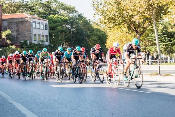 Radrennfahrer Rasen Istanbul Etappe Der Präsidentenradtour Durch Die Türkei — Stockfoto