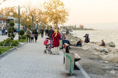 Sapanca Gölü, yerli halk ve turistler için popüler bir hedef. Kocaeli.Turkey