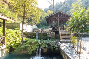 Maşukiye, kahvaltı ve öğle yemeği gibi yemek için popüler bir hedef restoranda bir parçası. Kocaeli.Turkey