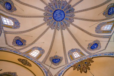 İç Dekorasyon görünümü ve küçük Ayasofya'nın sanat 527-536 içinde Aziz Sergius kilise olarak inşa ve Bacchus ve bir camiye dönüştürülmüştür. Istanbul, Türkiye - 9 Nisan 2017