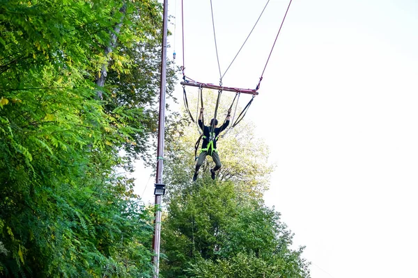 Unidentified Man Swinging Machine Fun Masukiye Popular Destination Locals Tourists — Stock Photo, Image