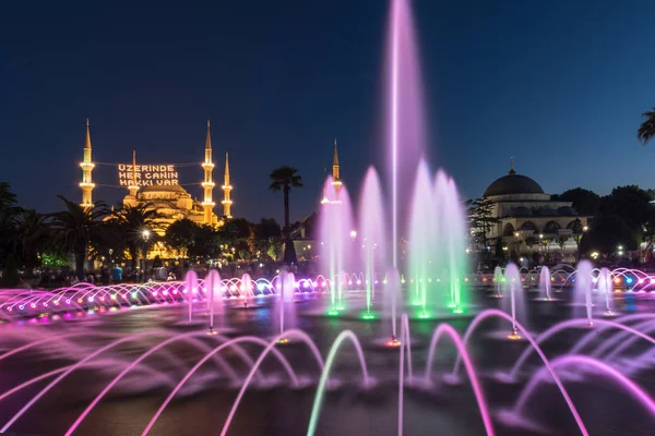 Sultanahmet Camii Manzaralı Çeşme Planda Sultanahmet Park Istanbul Turkey Haziran — Stok fotoğraf