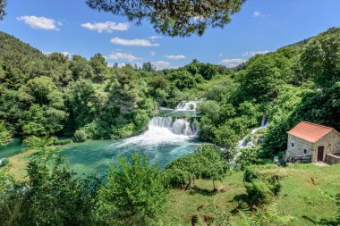 Şelale Krka Milli Parkı'nda, Hırvat milli parkları Sibenik, Hırvatistan hava panoramik.