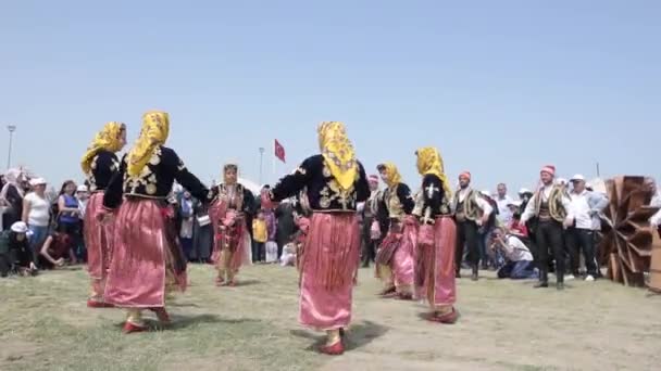 Istanbul Turecko Května 2017 Neznámých Lidí Kteří Hrají Tradiční Folklór — Stock video