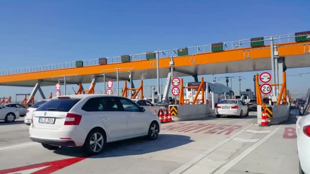 Los Coches Esperan Estación Peaje Para Puente Osmangazi Estambul Turquía — Vídeo de stock