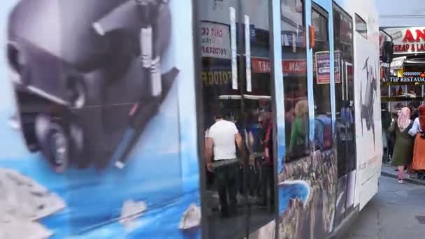 Shot Tramway Heavy Traffic Sirkeci District Istanbul Turkey May 2018 — Stock Video