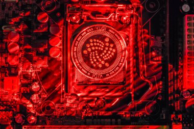 IOTA cryptocurrency fiziksel sikke üst görünümü