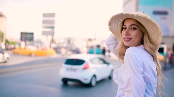 Young Beautiful Girl Stands Busy Road Traffic Background She Smiles — Stock Video