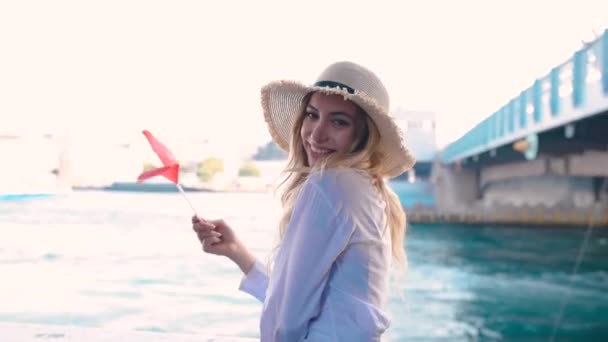 Slow Motion Beautiful Girl Waves Turkish Flag Galata Bridge Enjoys — стоковое видео