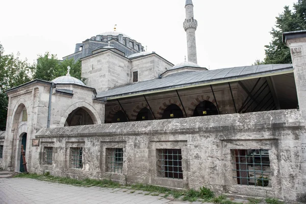 Vista exterior da Mesquita Kilic Ali Pasha em Istambul — Fotografia de Stock