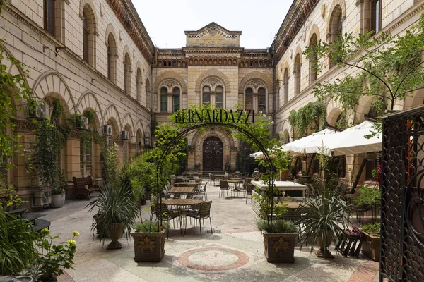 Bernardazzi restaurant in Odessa Oekraïne — Stockfoto