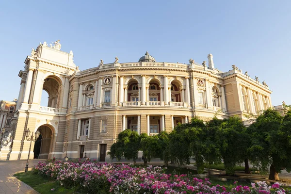 Het Odessa nationale academische Opera en ballet theater in Oekraïne — Stockfoto