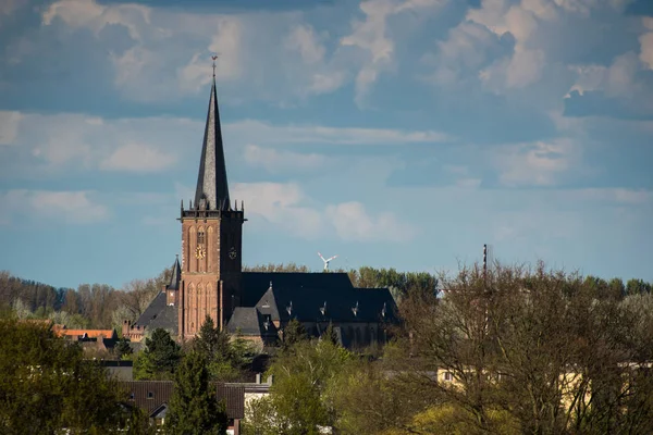 Skyline Van Kalkar Een Zonnige Dag Uitzicht Vanaf Monreberg Stockafbeelding