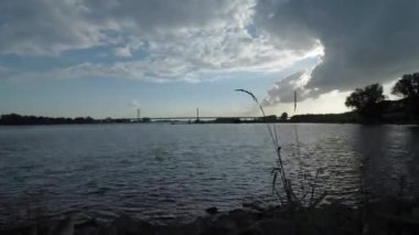 Ren, Rees, Almanya, zaman atlamalı, rüzgarlı bir akşam