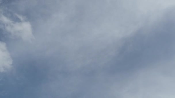tant de nuages dans le ciel, laps de temps 