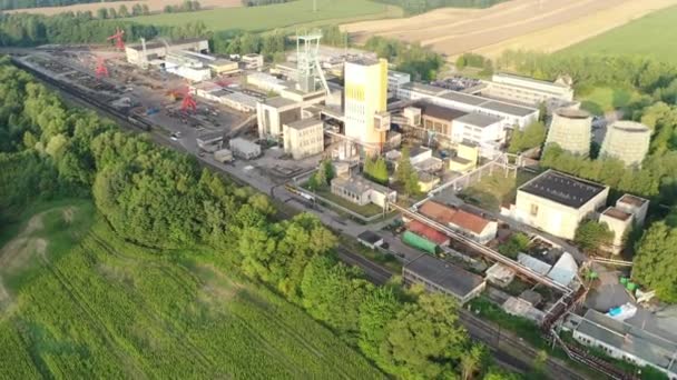 Schwarzkohlebergwerk Luftaufnahme Luftaufnahme Drohne — Stockvideo