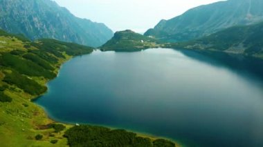 Tatra Dağları Beş Göller Vadisi , Polonya Bu klip iki farklı derecelendirme mevcuttur , 10bit renk veya dji renk lut 