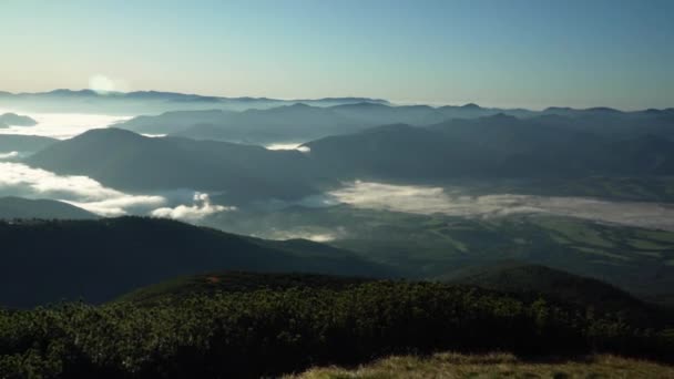 Bellissime Montagne Mala Fatra Con Nebbia Nella Valle — Video Stock