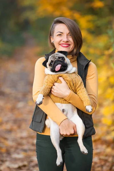 Meisje Met Haar Hond Herfst Het Park — Stockfoto