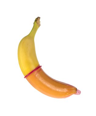 beyaz zemin üzerine kırmızı kondomun muz