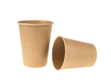 Kağıt kahve fincanı beyaz arka planda izole