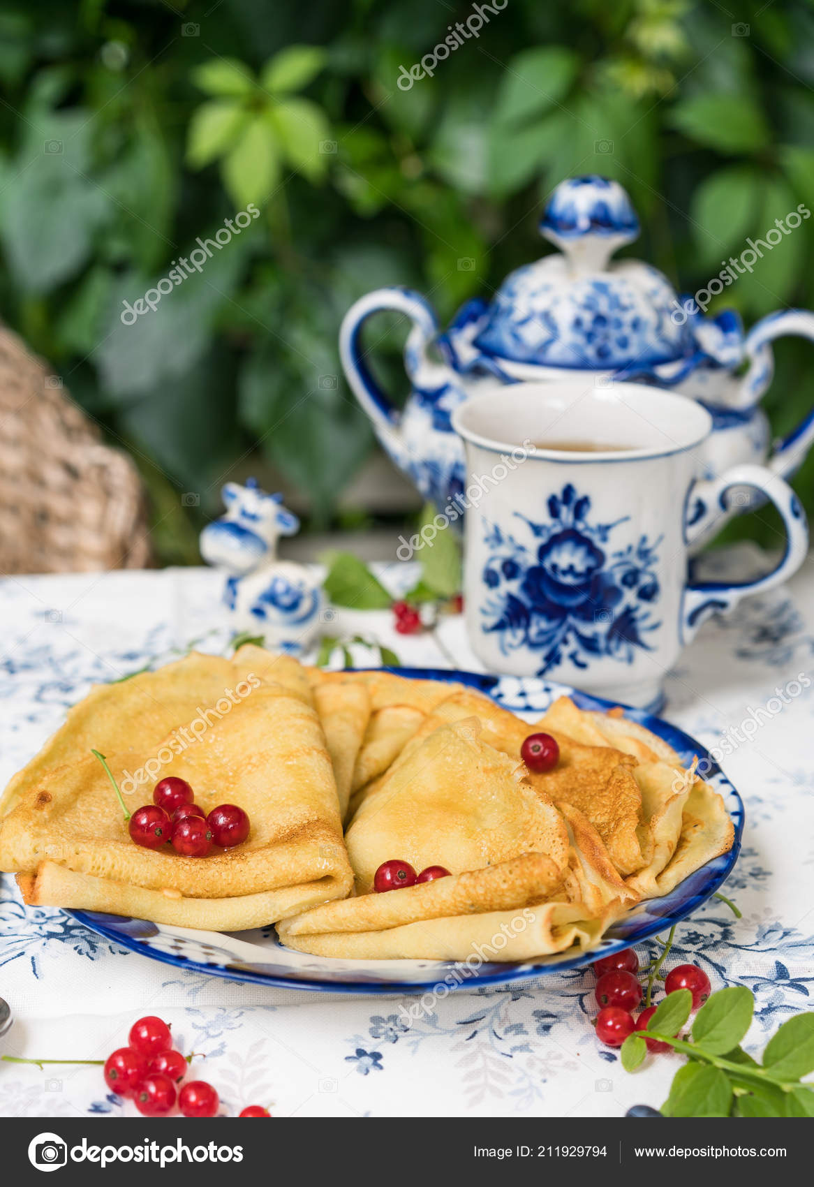 Breakfast Crepes Blue White Colour Porcelain Vintage Sugar