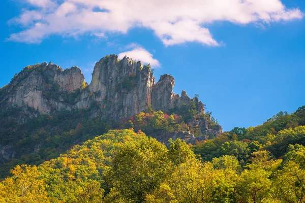 Batı Virginia'da Seneca kayalar
