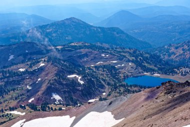 Lassen Peak Lassen volkanik Milli Parkı, Kaliforniya--dan uzak manzara