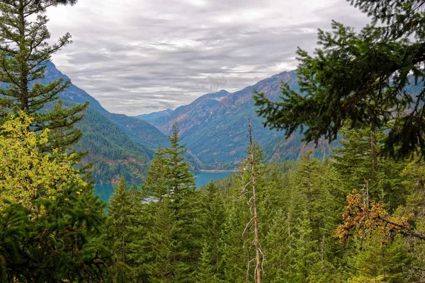 Diablo Lake Trail North Cascades National Park Washington — Fotografia de Stock