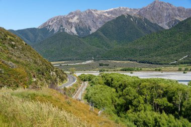 Arthur 'un Yeni Zelanda' nın Canterbury bölgesindeki Ulusal Parkı