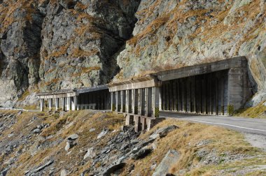 Çığ koruma Transfagarasan Road Transilvanya, Romanya