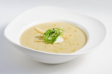 Patlıcan kahvaltilari çorbası krem