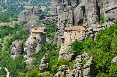 Kalambaka Town, Yunanistan yakınlarındaki Meteora kayalar