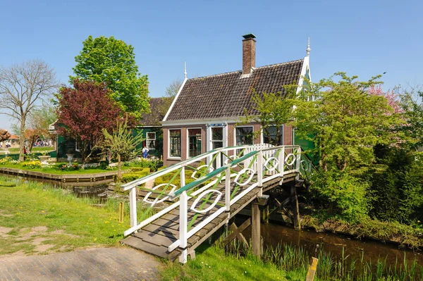 Zaanse Schans, Hollanda'daki geleneksel Hollanda köy evleri — Stok fotoğraf