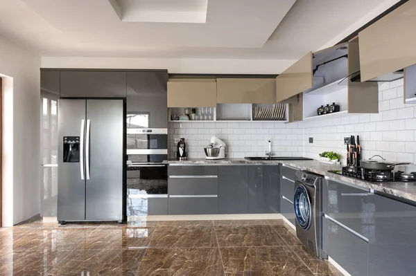 Lujo moderno blanco, beige y gris interior de la cocina —  Fotos de Stock