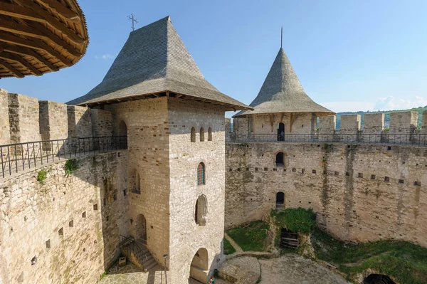 Inner space of medieval fortress in Soroca, Republic of Moldova — Stock Photo, Image