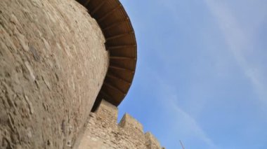 Soroca 'daki eski kale, Moldova, Nistru nehrinde yer alıyor.