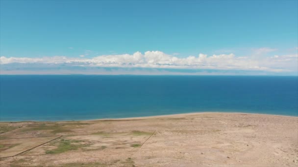 Issyk Kul Lake Kyrgyzstán Střední Asie Duně Arial Natáčení — Stock video