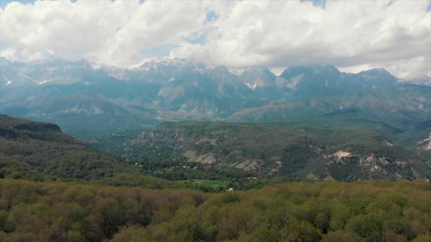 Arslanbob Una Valle Catena Montuosa Una Grande Foresta Noci Selvatiche — Video Stock